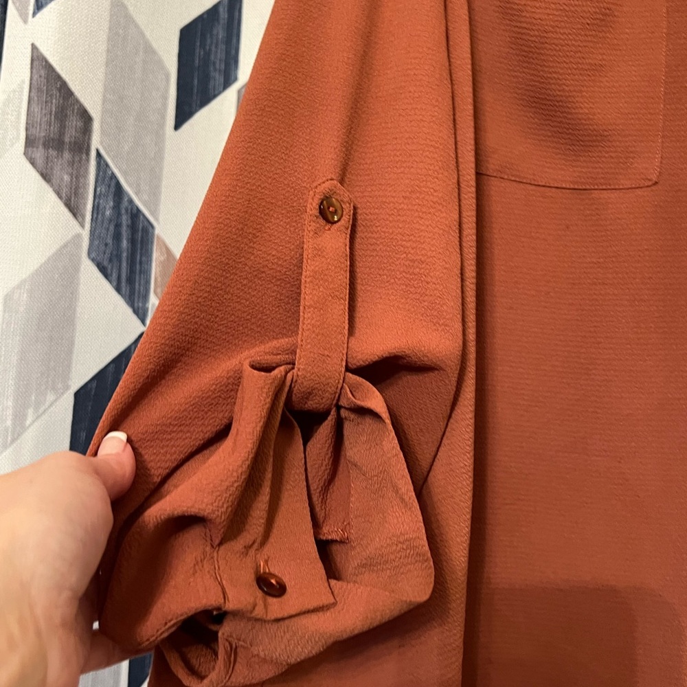 Blouse - Picture 2 of 3